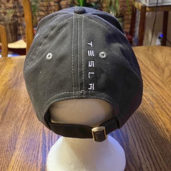 Tesla Hat. NWOT - Picture 4 of 9
